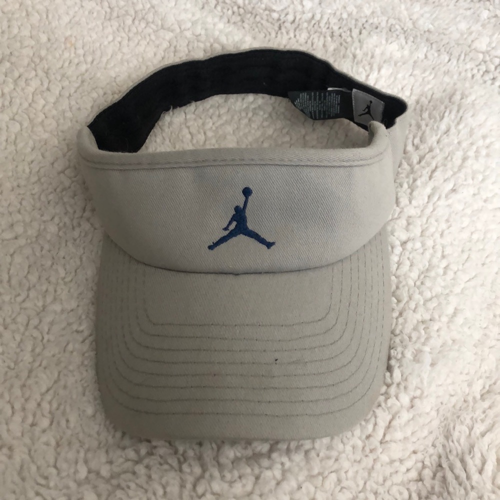 Air Jordan visor